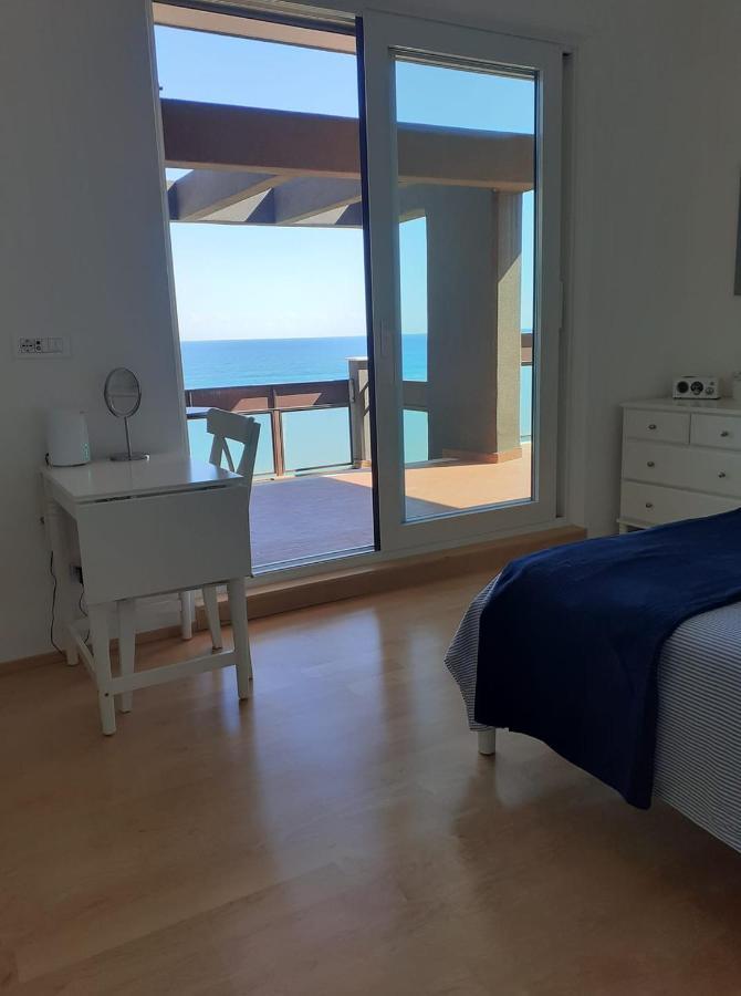 Attico Suite Spiaggia Bari Bagian luar foto
