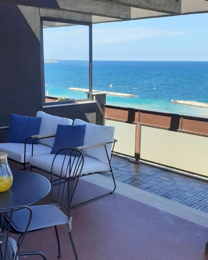 Attico Suite Spiaggia Bari Bagian luar foto