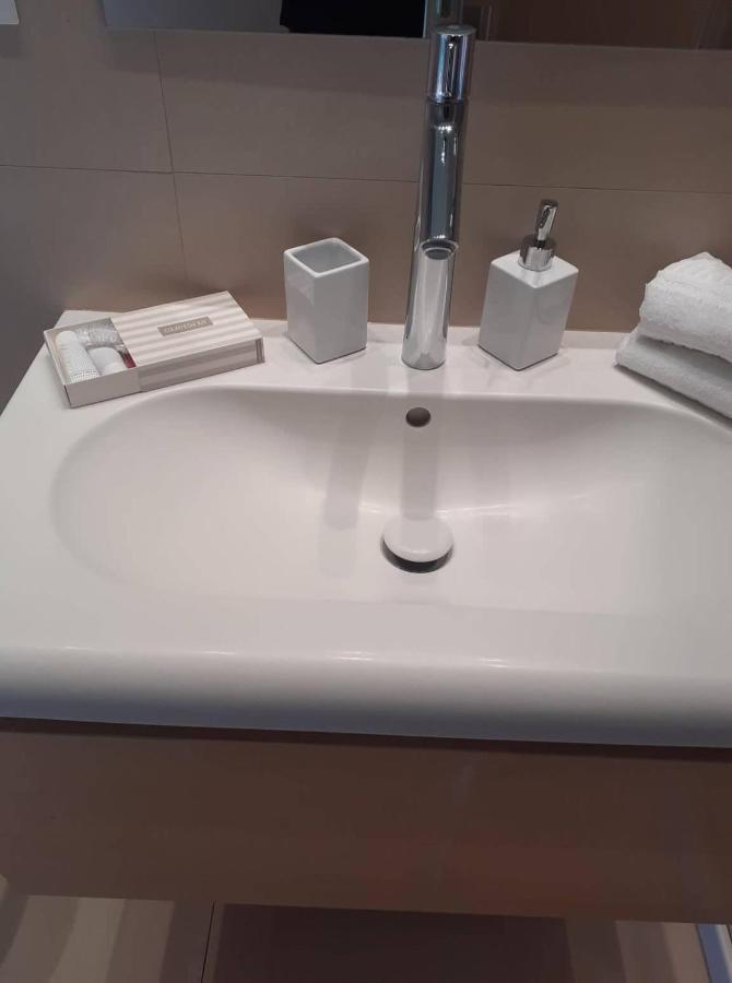 Attico Suite Spiaggia Bari Bagian luar foto