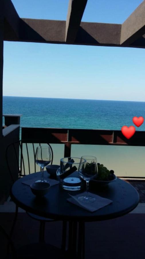 Attico Suite Spiaggia Bari Bagian luar foto